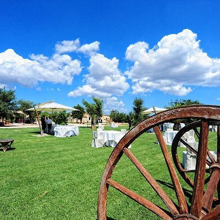 Le Querce Di Mamre Villa มันเฟรโดเนีย ภายนอก รูปภาพ
