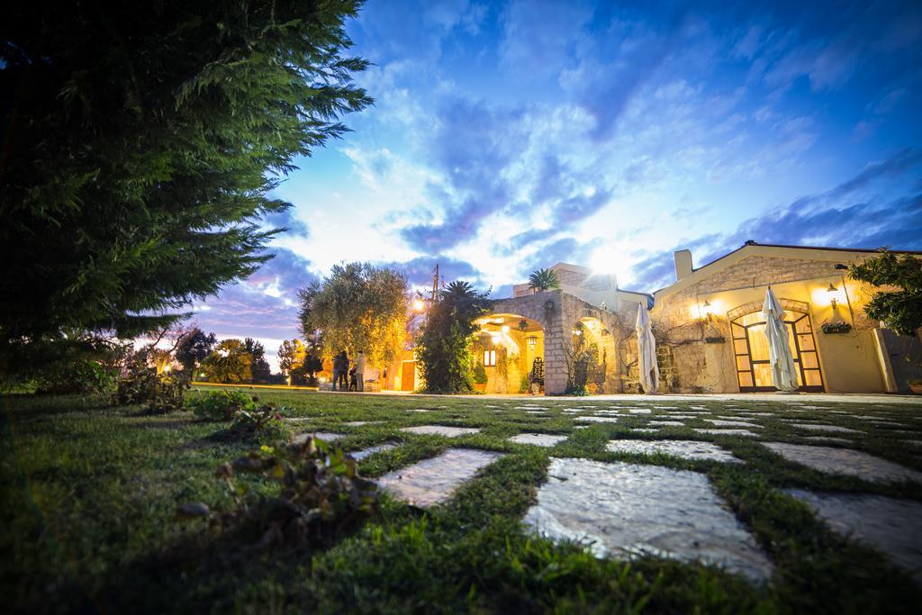 Le Querce Di Mamre Villa มันเฟรโดเนีย ภายนอก รูปภาพ
