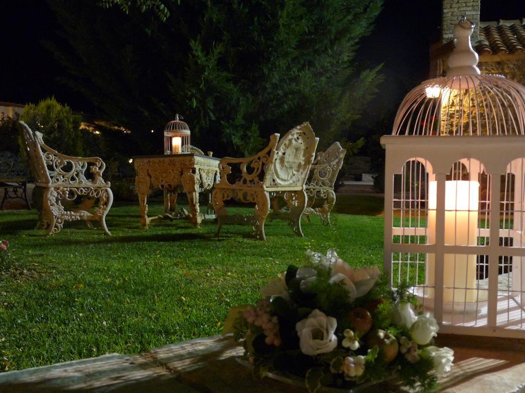 Le Querce Di Mamre Villa มันเฟรโดเนีย ภายนอก รูปภาพ